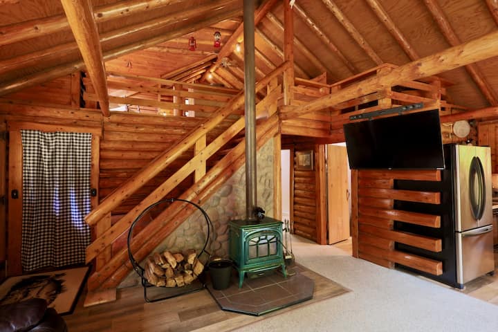 Shaky Jack's Cabin - Sault Ste. Marie