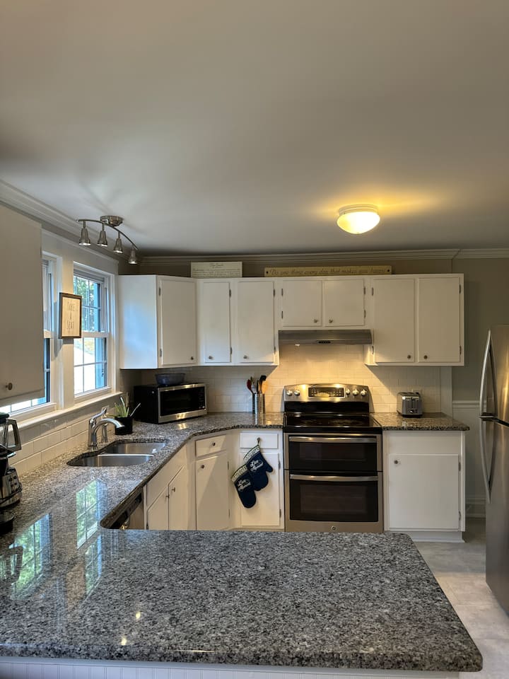 WFU Off Campus Cottage Houses For Rent In Winston Salem North wfu-off-campus-cottage-houses-for-rent-in-winston-salem-north