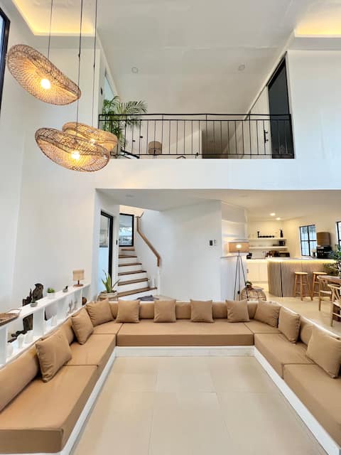 Pool Villa near Beach& Airport