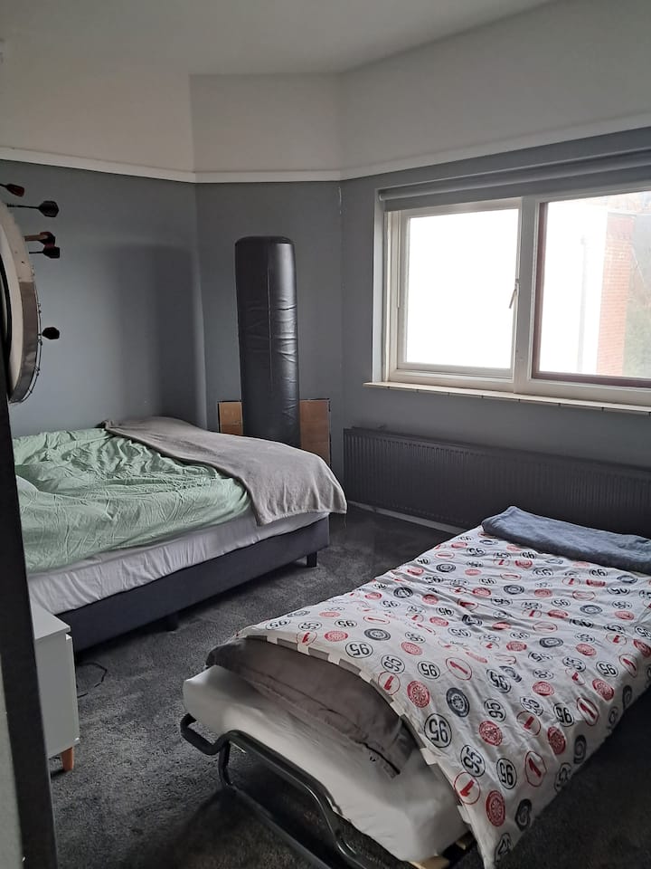 საძინებელი 2