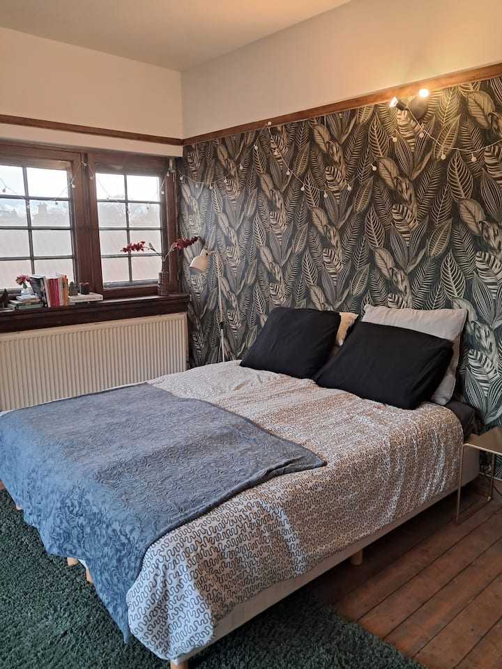 საძინებელი 1