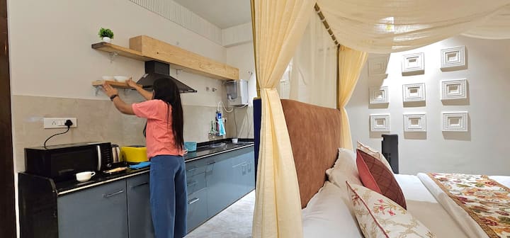 Samriddhi Bliss" Luxe Escape"
{Private Studio} - Jaipur