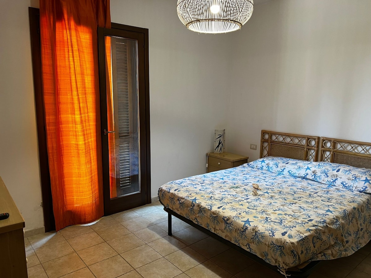 საძინებელი 1