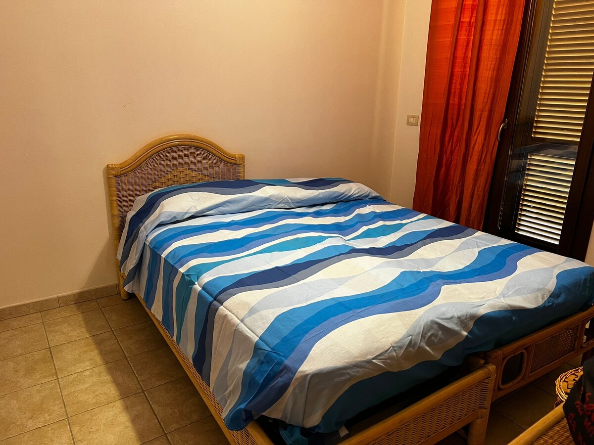 საძინებელი 2