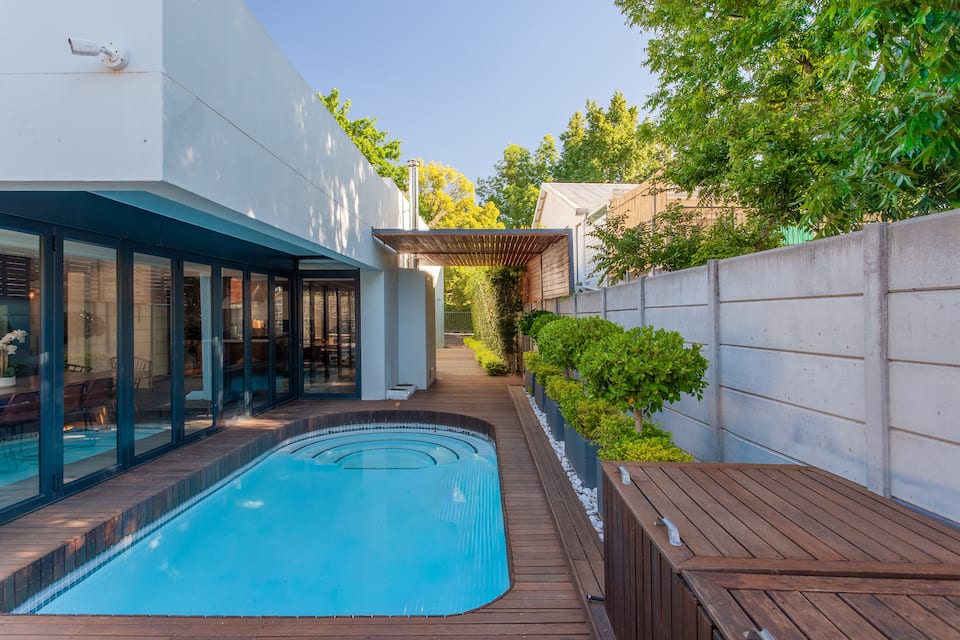 A designer house in central Stellenbosch, Stellenbosch, Western Cape, South Africa, photo 10 of 10