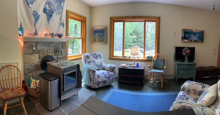 Grotto Guest Room - Hampton, NY