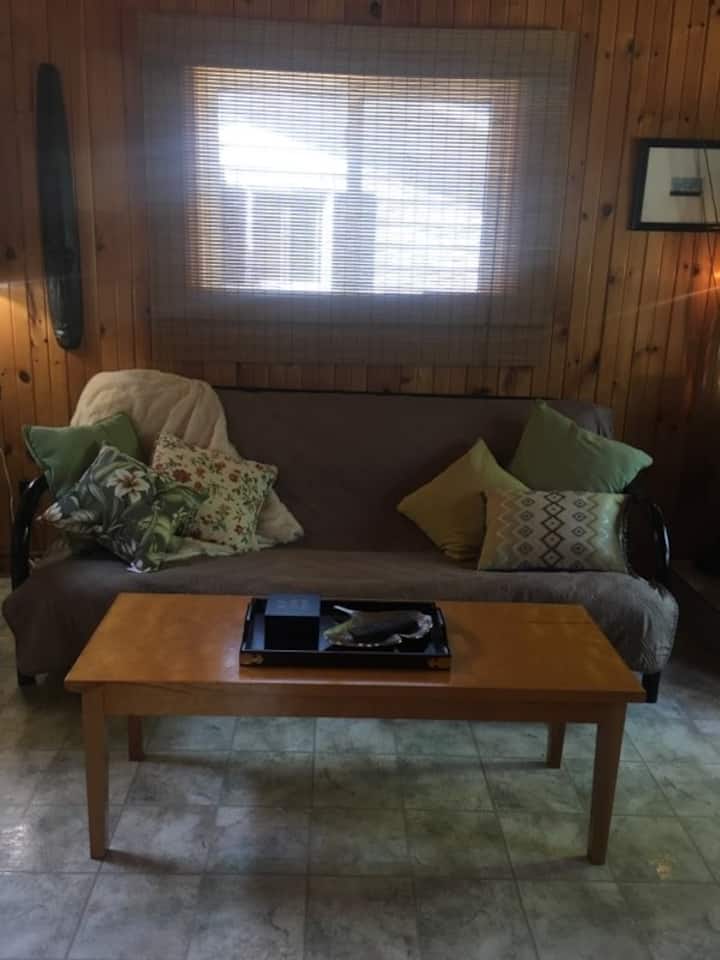 Cozy Cottage By The Beach - Shediac