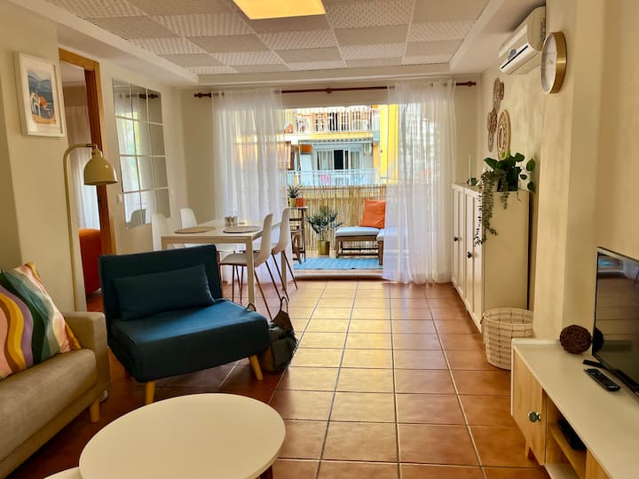 1 Bed - Sleeps 2 - Aircon - 2 Min Walk To Sea - Cullera