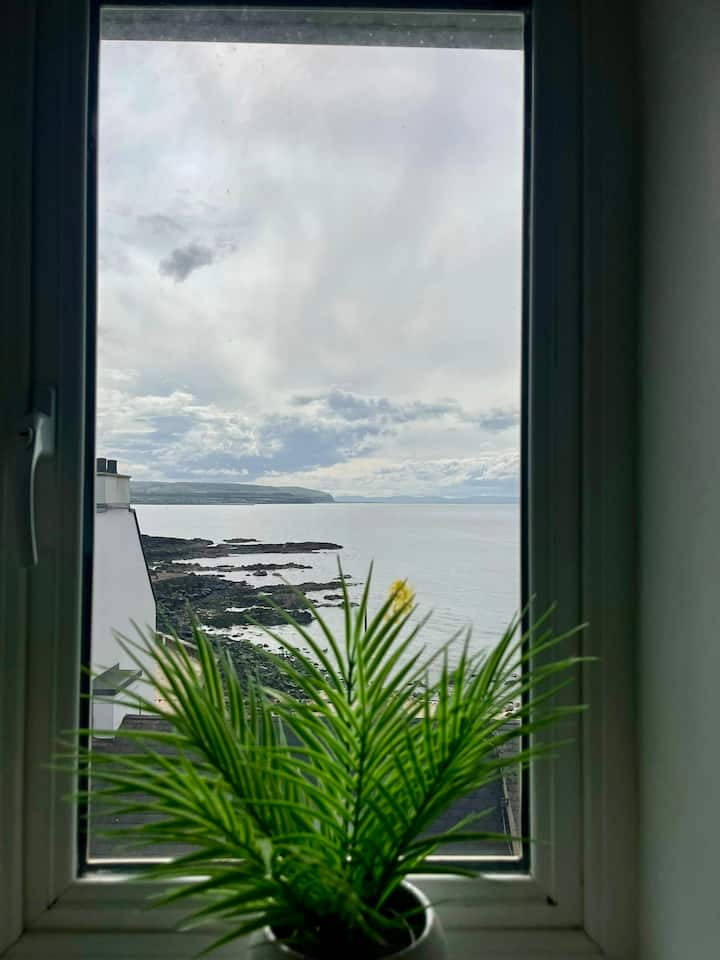 Strand View @ No.3 - Portstewart