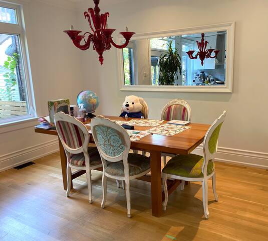 Bellwoods/Queen West Family Home gallery image 3