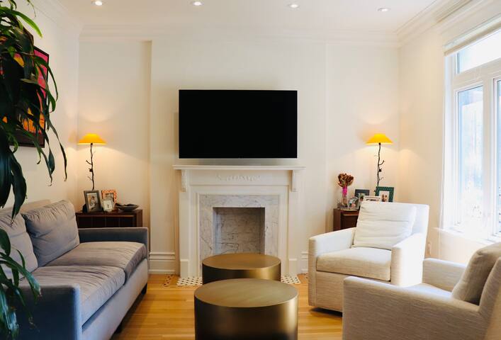 Bellwoods/Queen West Family Home gallery image 5