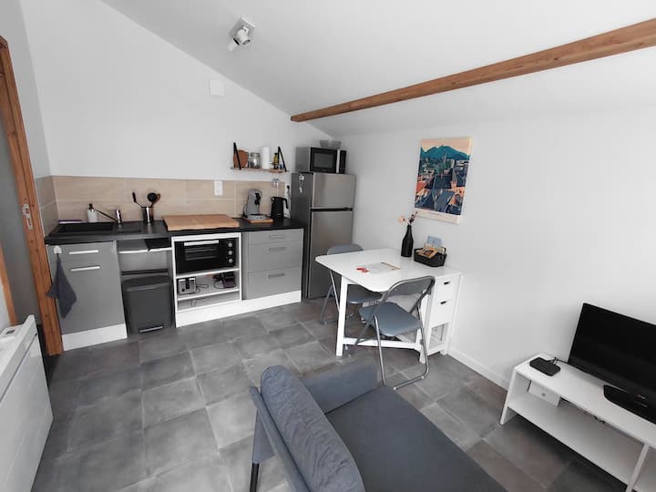 La Maisonnette De Bissy à Chambéry - Parking - Chambéry