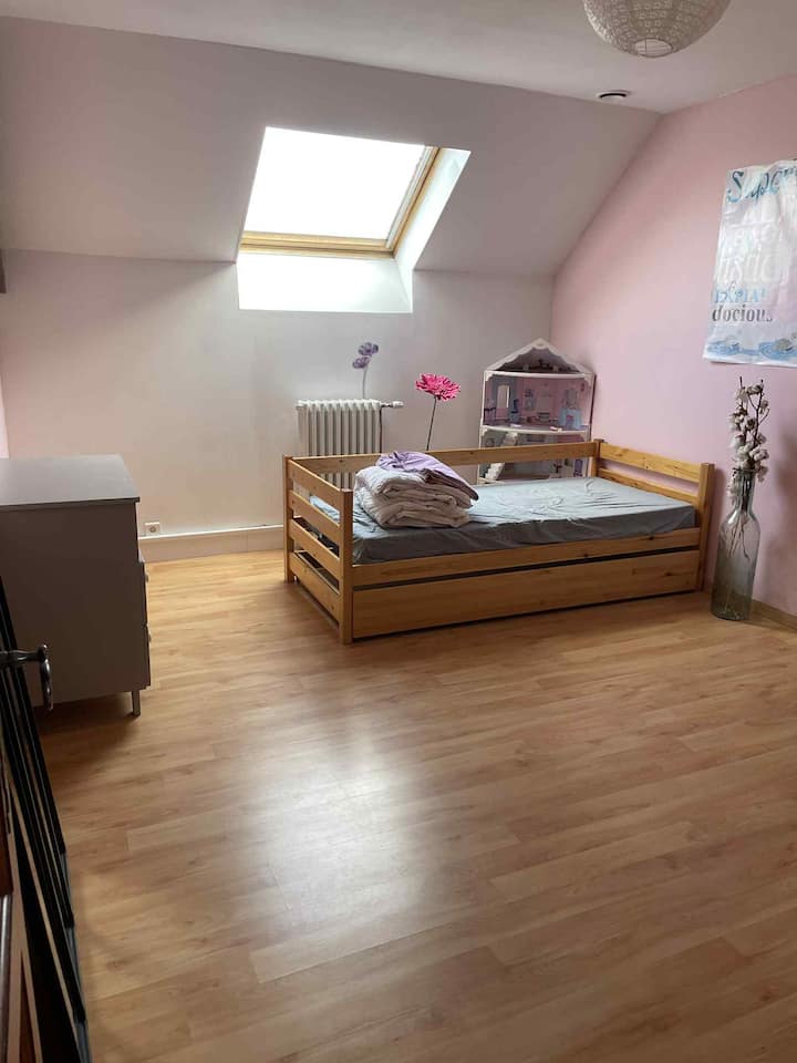 საძინებელი 1