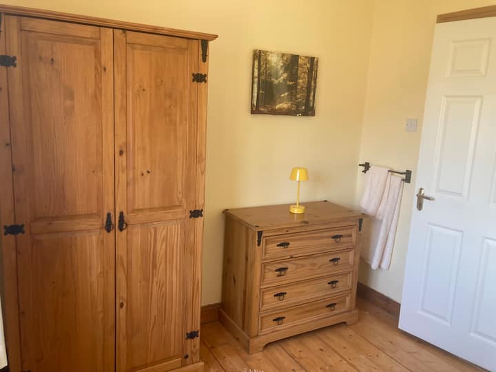 Single Room In Beautiful House - Cork (Ireland)
