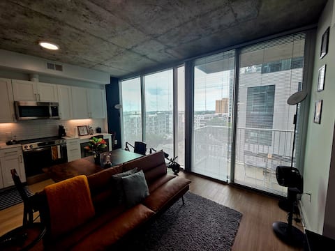 Top performing Airbnb: Luxury living in the heart of Midtown Atlanta in Midtown