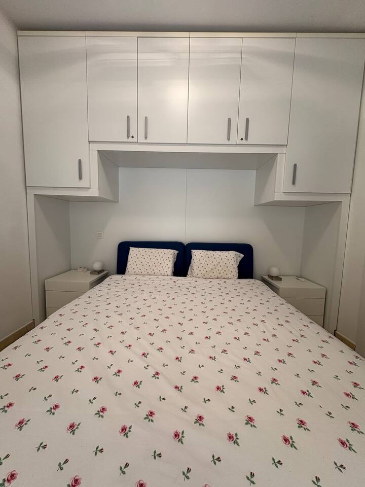 საძინებელი 1