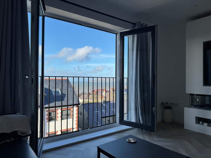 Panoramic Oceanview Luxury 2-bed House Nr Conwy - Bethesda