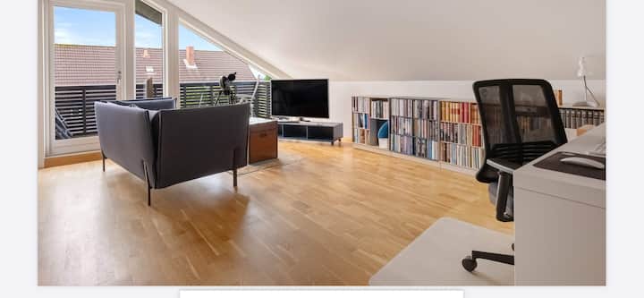 Room W Bathroom /Balcony In House W Lovely Garden. - Stavanger