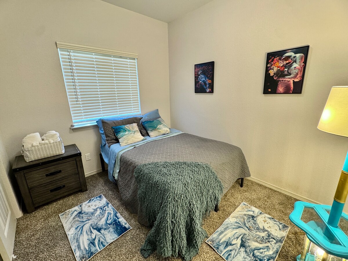 غرفة النوم 2