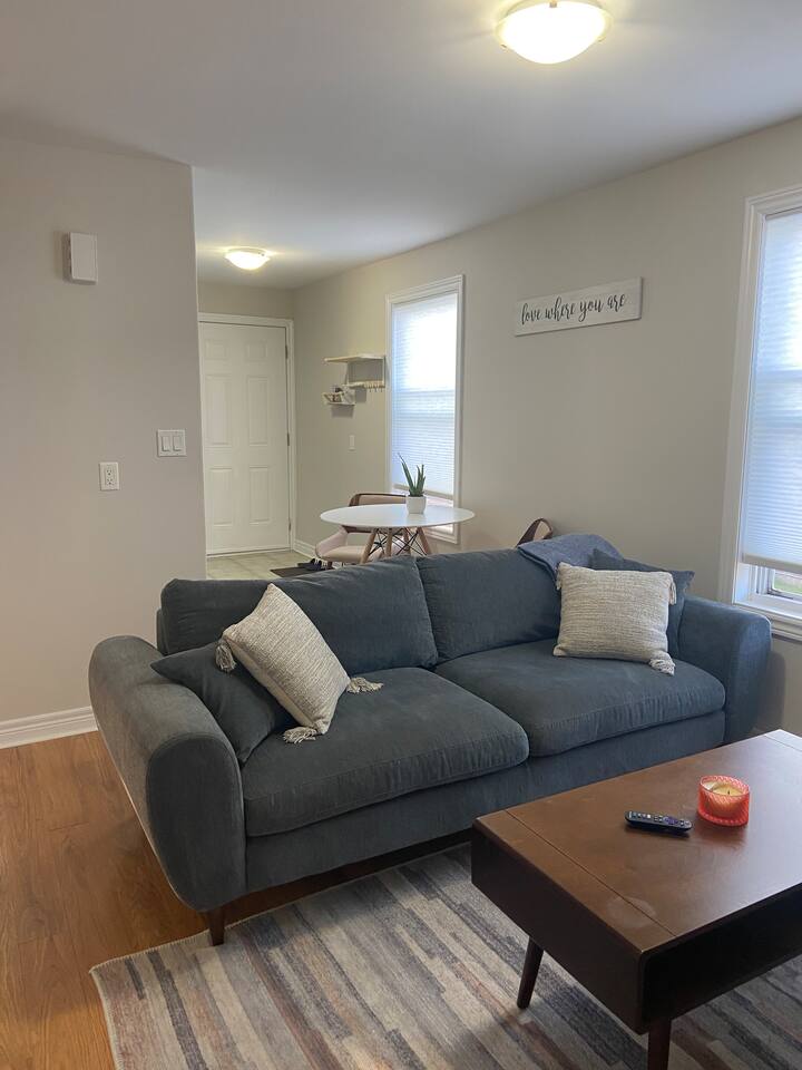 Bright & Comfortable 1bdrm Suite - Welland