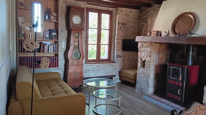Maison De Charme Avec Panorama Sur La Creuse - Creuse