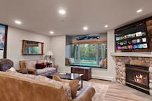 Tyra 128 Ski In Ski Out Condo at Snowflake Lift Close to Main Street and Trails