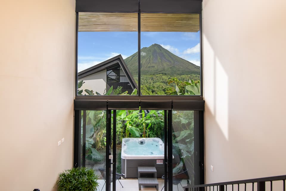 Casalú Loft, facing Arenal Volcano, La Fortuna, Alajuela, Costa Rica, photo 1 of 10
