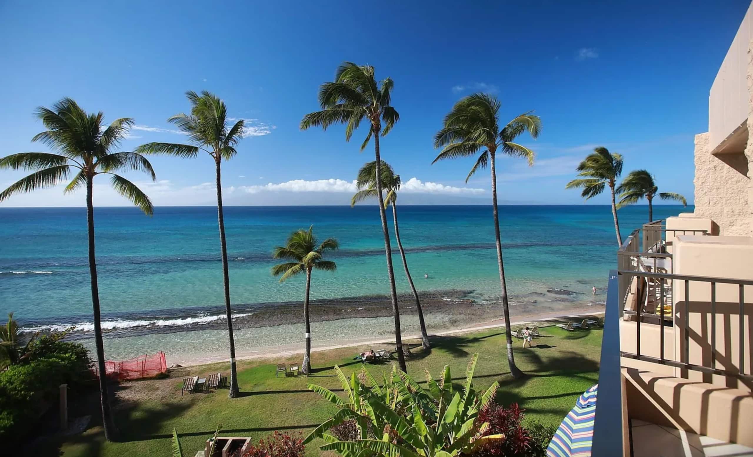 Oceanfront Gem | Sunsets + Lanai - Photo 6
