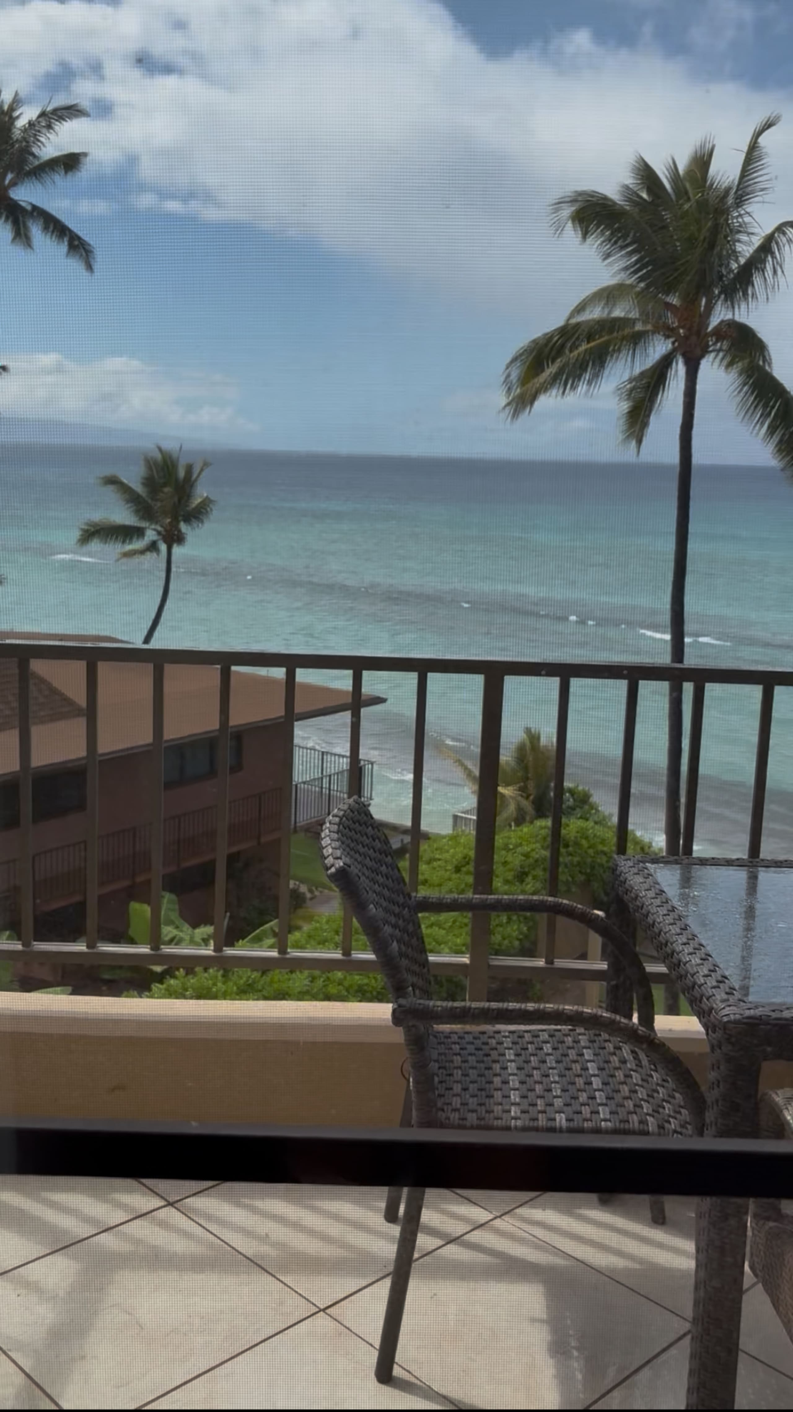 Oceanfront Gem | Sunsets + Lanai - Photo 20