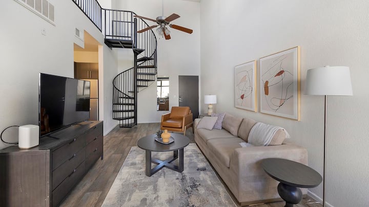 Landing | Incredible 1bd, Pool, Yoga Studio - Tempe, AZ