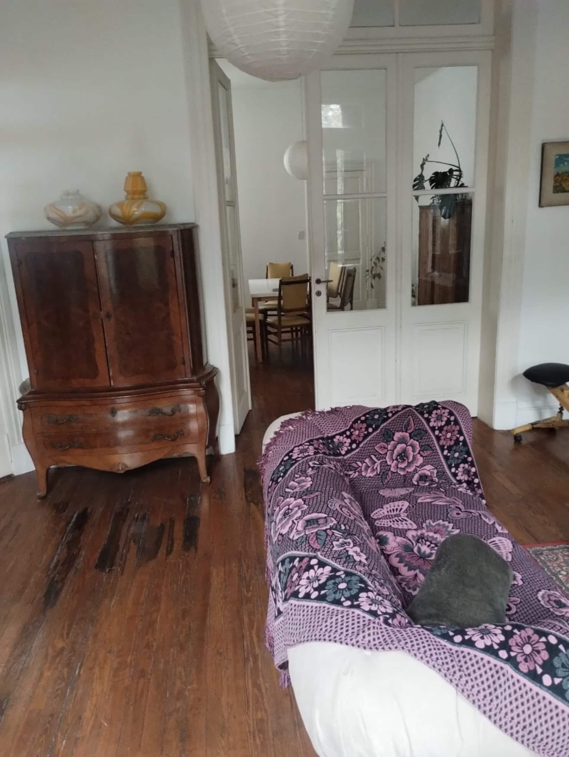 Three-bedroom apartment in Monserrat