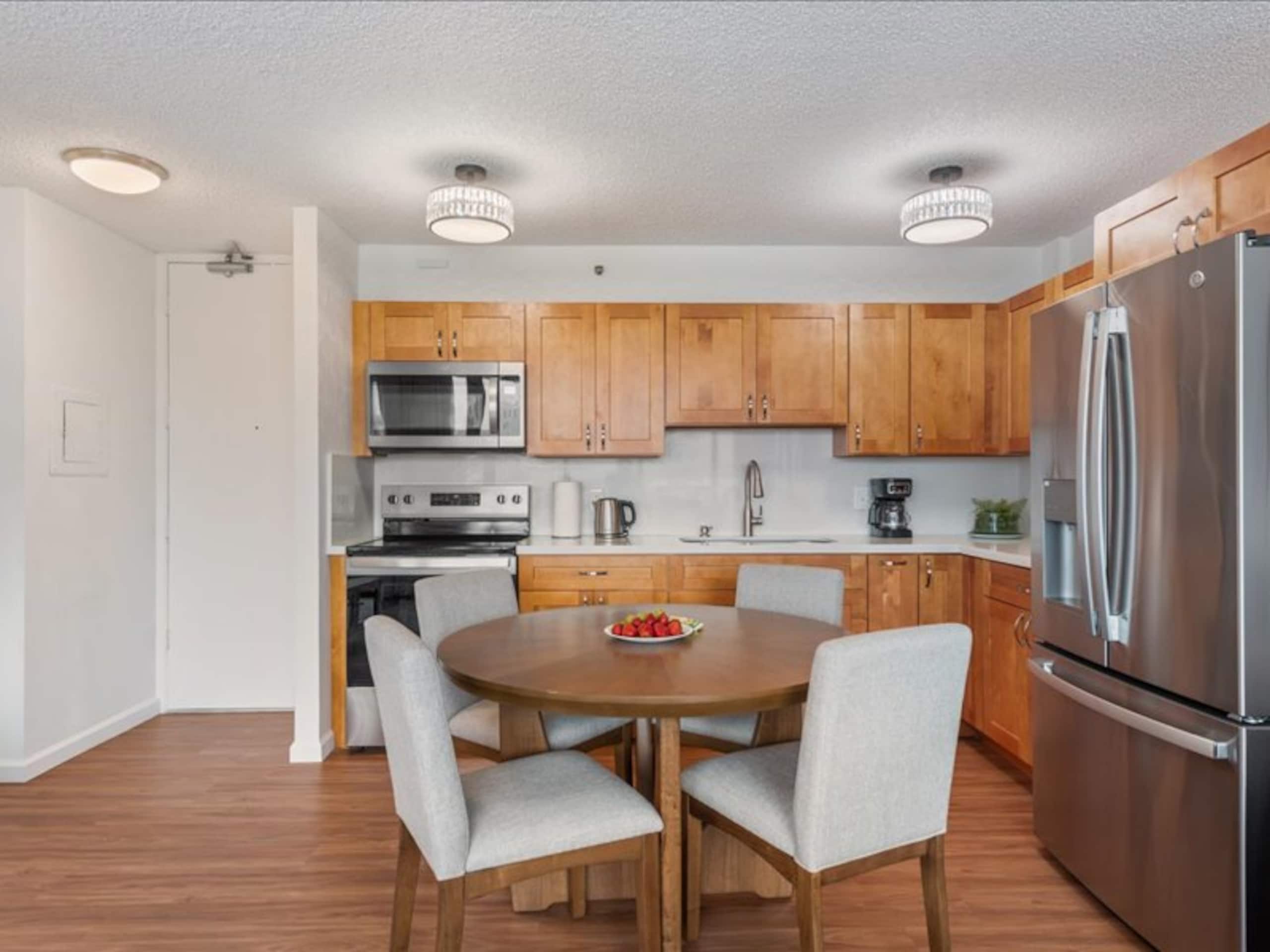 Hotel in Honolulu · ★4.85 · 1 bedroom · 3 beds · 1 private bath - Image 18