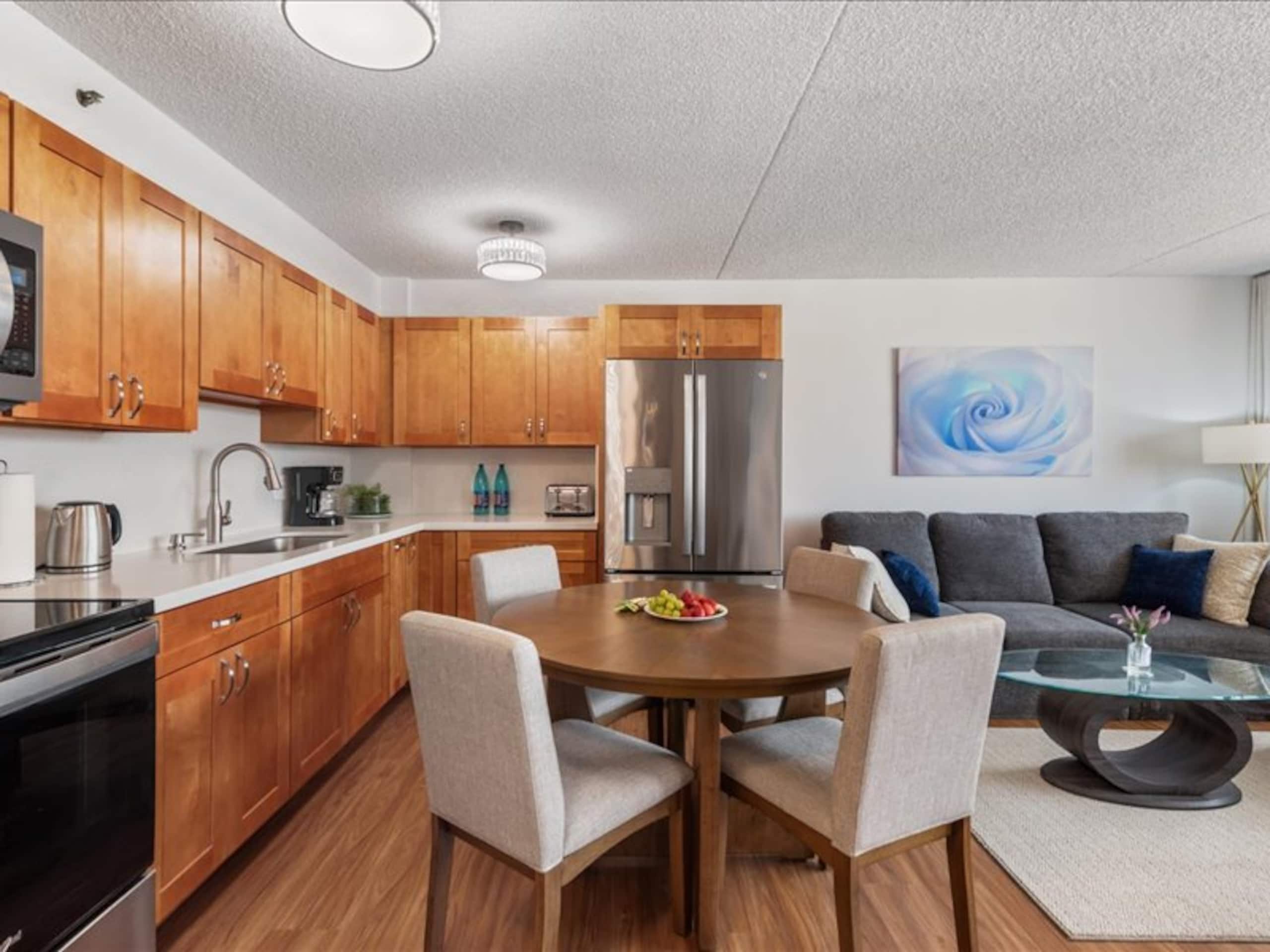 Hotel in Honolulu · ★4.85 · 1 bedroom · 3 beds · 1 private bath - Image 16