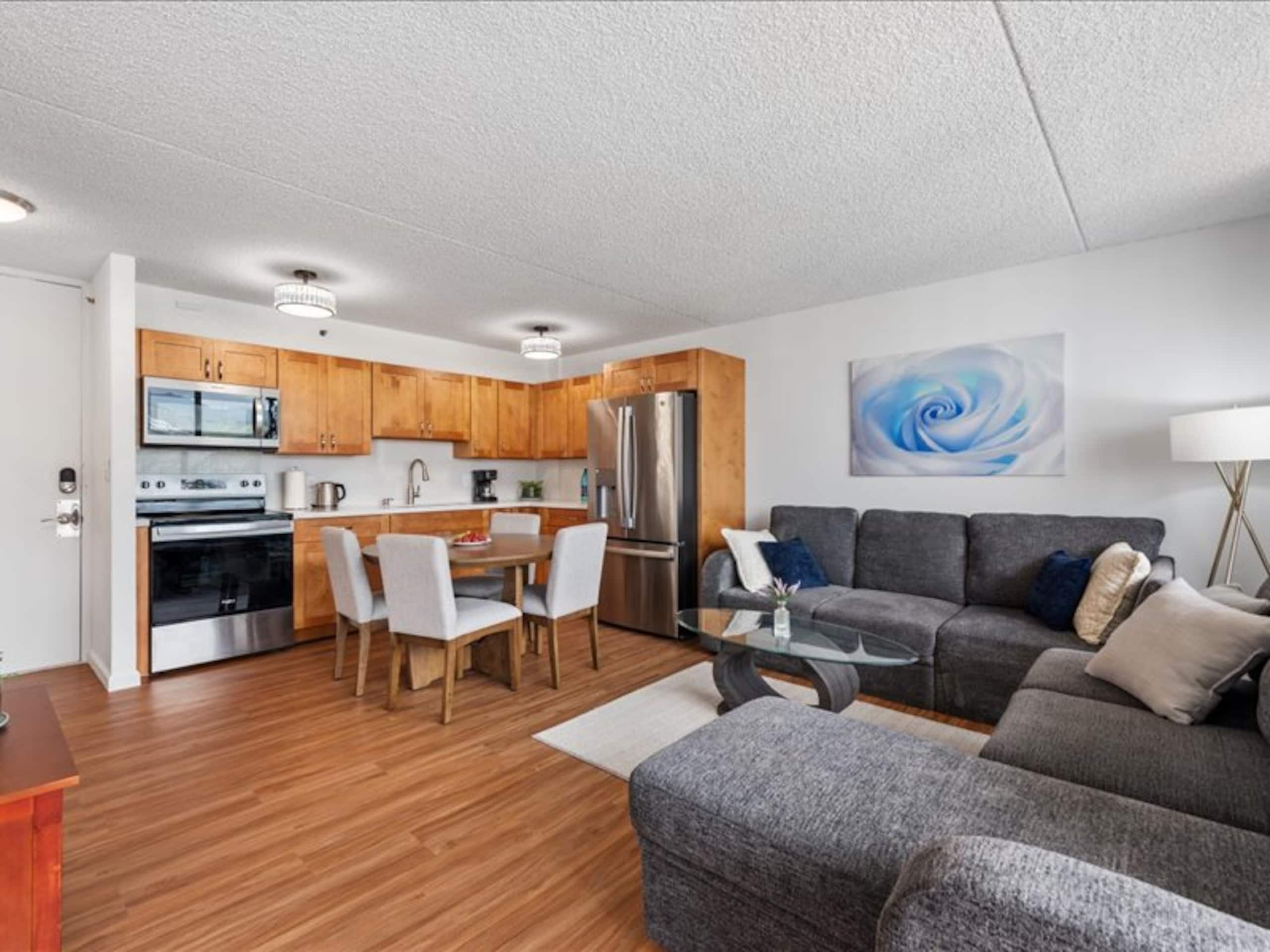 Hotel in Honolulu · ★4.85 · 1 bedroom · 3 beds · 1 private bath - Image 5
