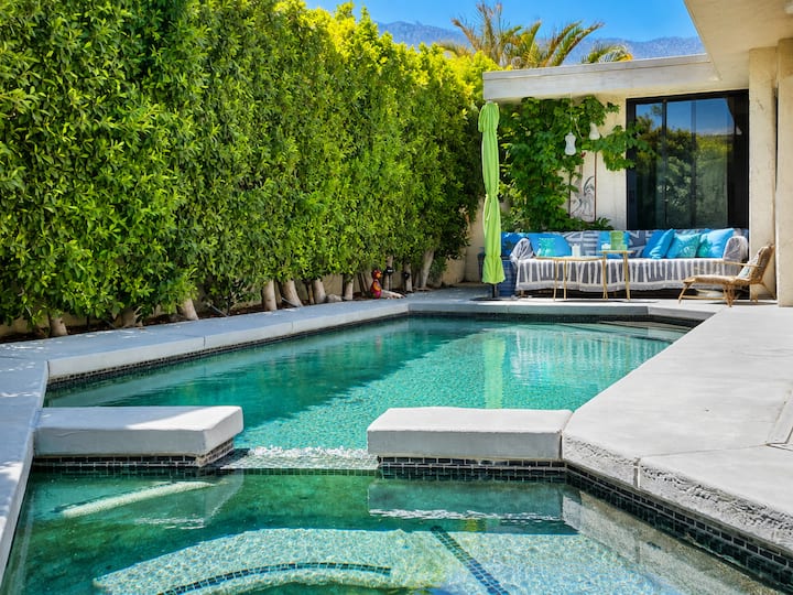 Racquet Club Escape With Private Pool & Spa - Palm Springs