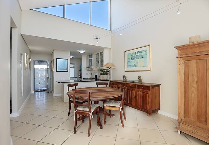 Seaside Views Bloubergstrand gallery image 2