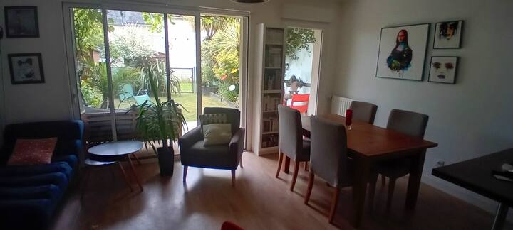 La Bulle Verte, T2 Cosy Et Calme, Jardin Paysagé - Lanester