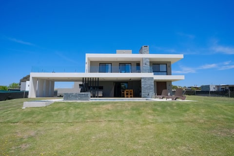 Puerto del Aguila
