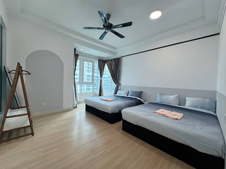 เตียงควีนไซส์ 2 หลัง 