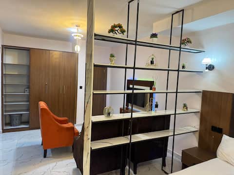 Premium Studio+Mini Parlour|24/7 Power|WiFi|GRA-PH