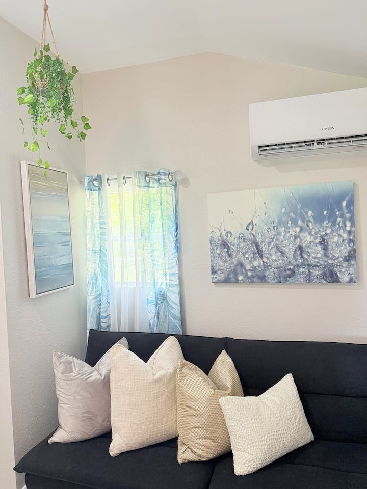A Lovely Tiny Home - Lehigh Acres, FL