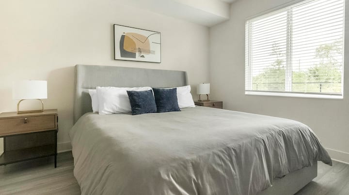 Landing | Modern 1bd, Pool, Yoga Studio - Ellenton, FL