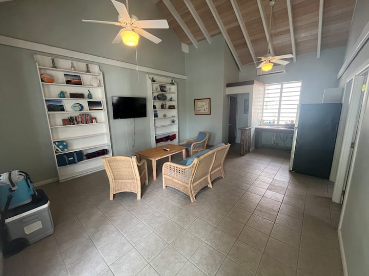 Virgin Isle Inn, 2-bed,1 Bath, 100ft From Ferry! - Saint John