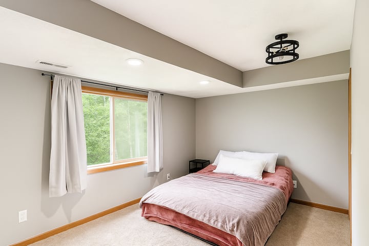 საძინებელი 3