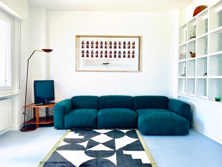 3 bedrooms waterfront flat