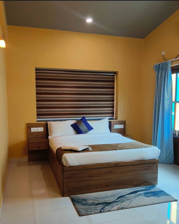 Bedroom 2 image 1