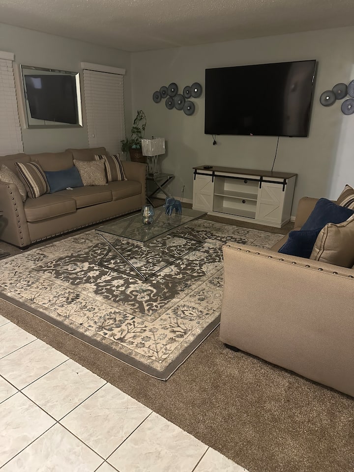 Spacious 3 Br Home - Montgomery, AL