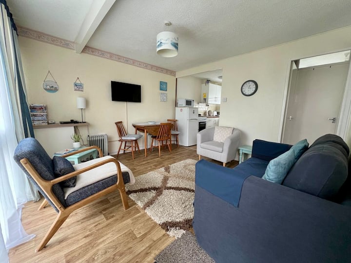 Mary's Chalet - Hickling Broad