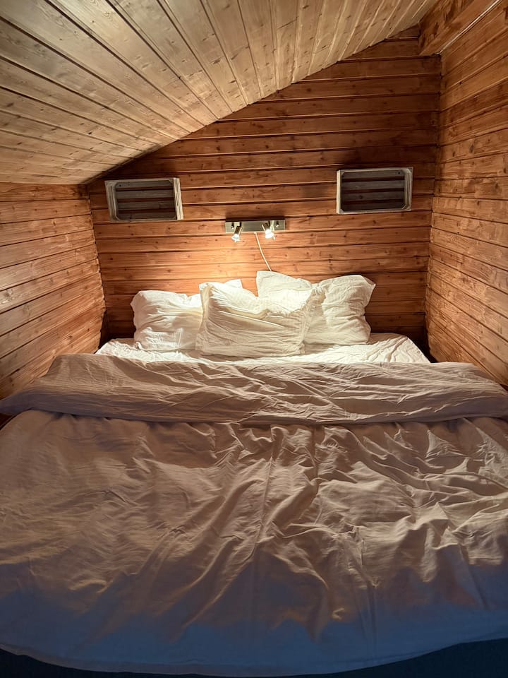 Schlafzimmer 5