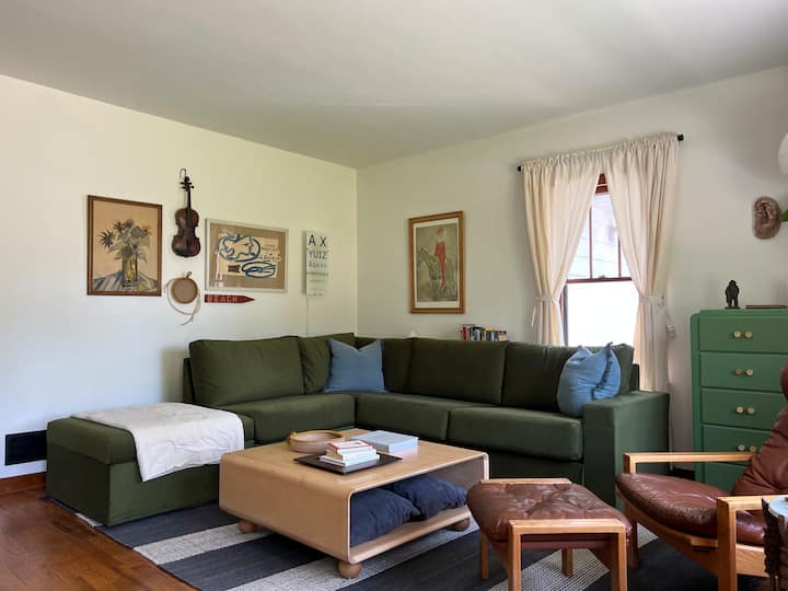 May Cottage Near Lake Michigan - Benton Harbor